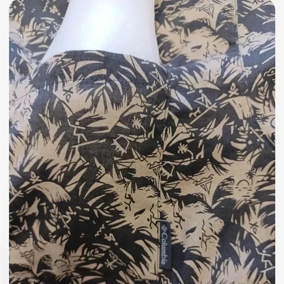 Columbia Button  Down Short Sleeve Black Tan Shirt Size XL - Picture 8 of 9